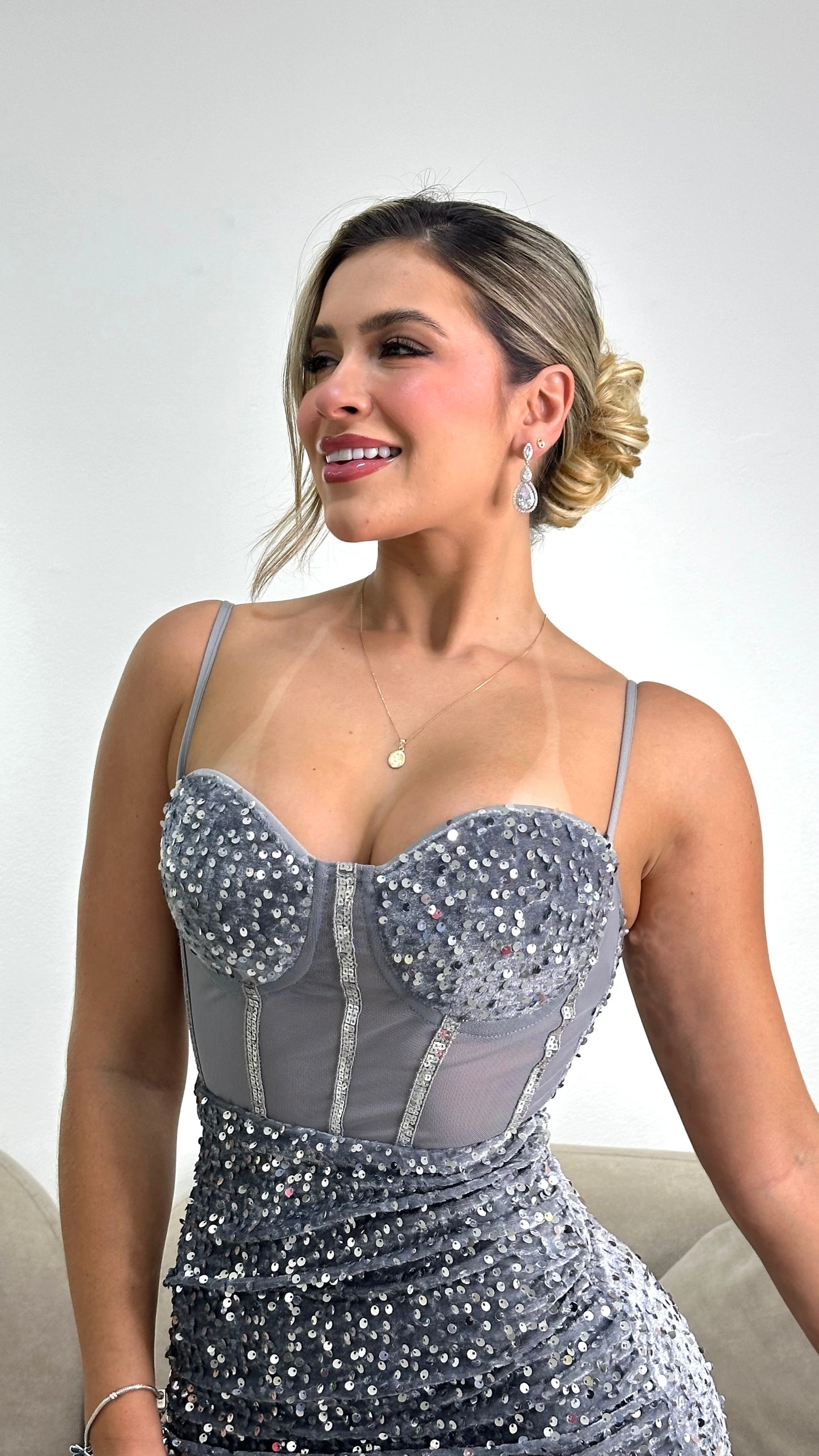 Vestido Plateado